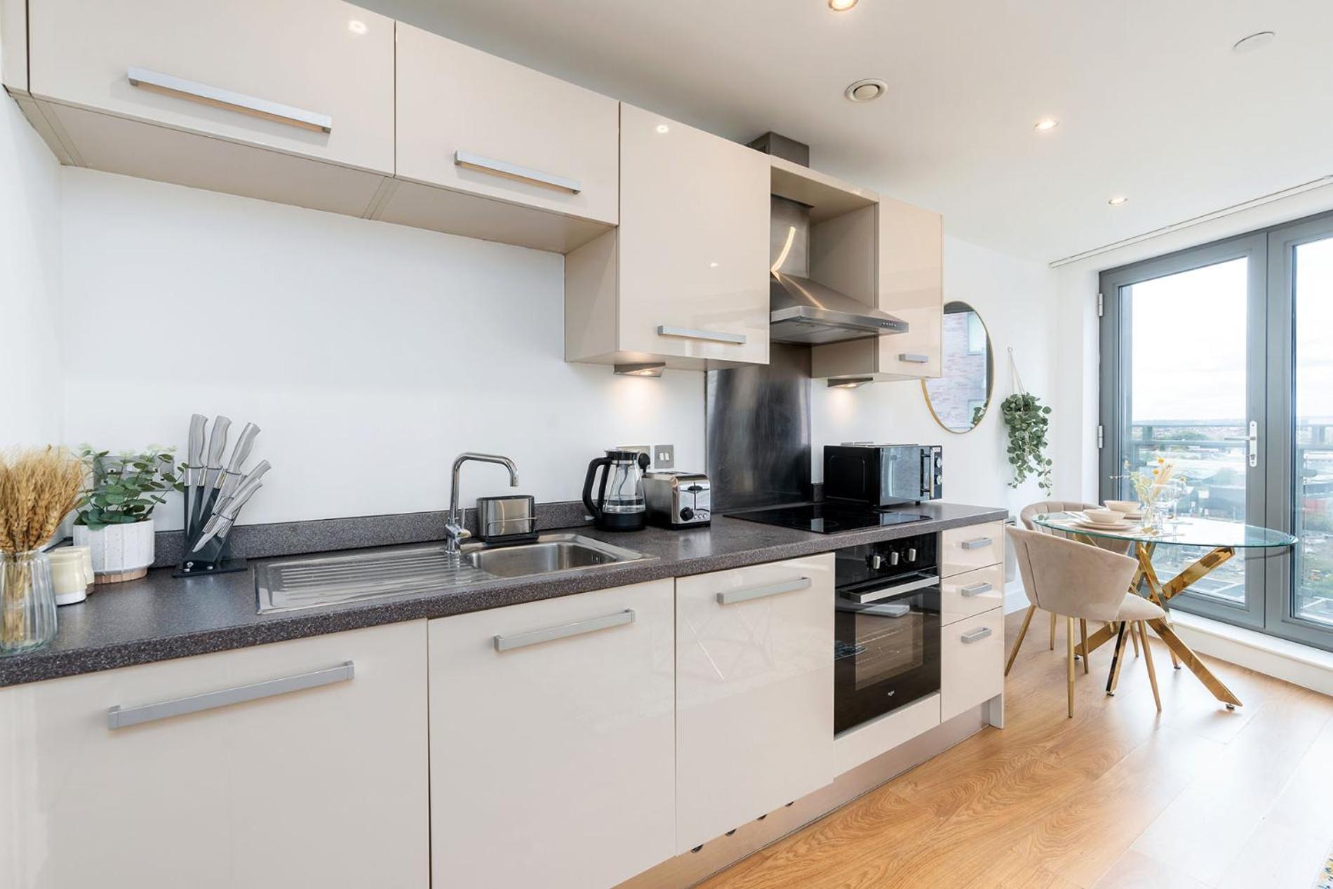 Exclusive Apartment - City Centre - Free Parking -Wifi Netflix- Juliet Balcony Leeds  Exteriör bild